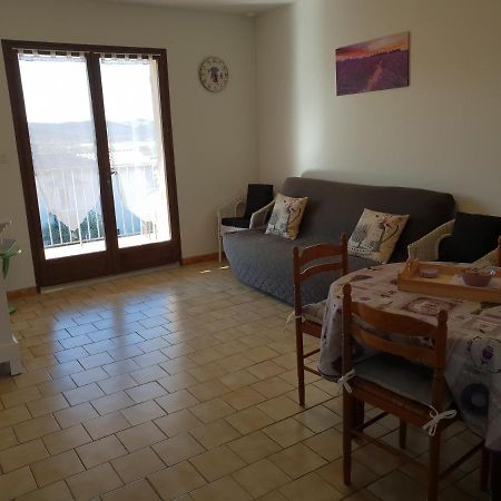 Residence Lou Cigaloun - Ana Location Gréoux-les-Bains Екстериор снимка
