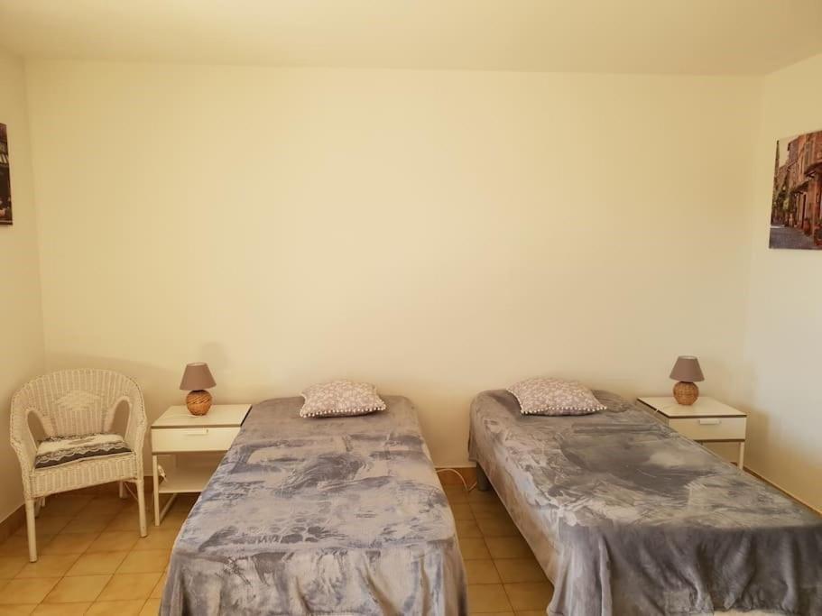 Residence Lou Cigaloun - Ana Location Gréoux-les-Bains Екстериор снимка