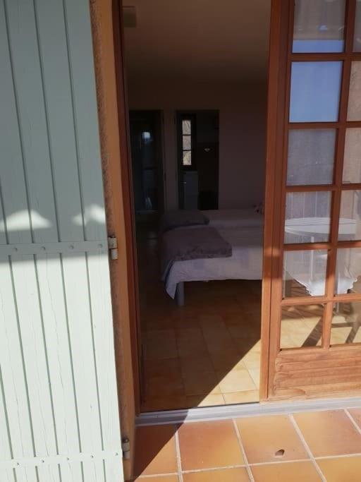Residence Lou Cigaloun - Ana Location Gréoux-les-Bains Екстериор снимка