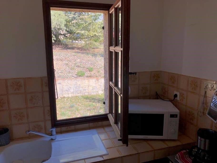 Residence Lou Cigaloun - Ana Location Gréoux-les-Bains Екстериор снимка